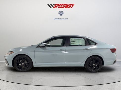 New 2026 Volkswagen Jetta SE image 4