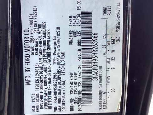 Used 2017 Ford Fusion SE image 56