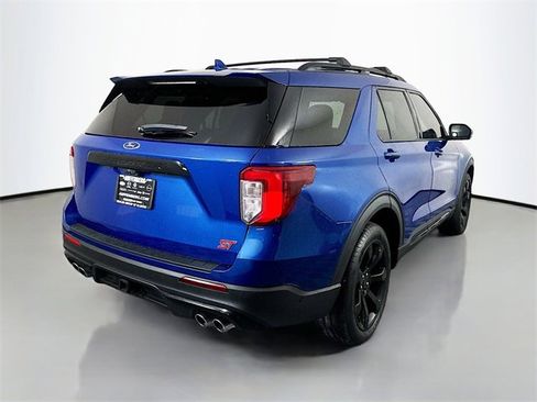 Used 2020 Ford Explorer ST w/ ST Street Pack image 7