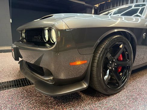 Used 2021 Dodge Challenger SRT Hellcat Redeye RWD image 6