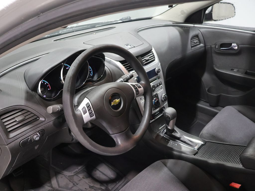 Used 2011 Chevrolet Malibu LT w/ Power Convenience Package FWD image 22