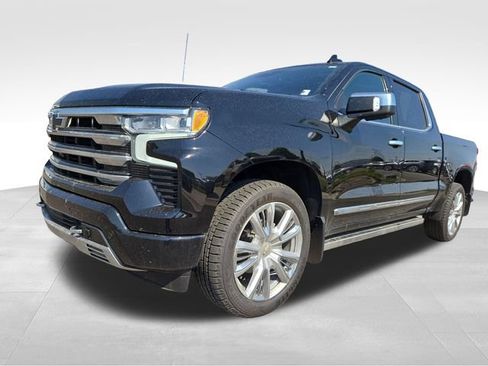 Used 2023 Chevrolet Silverado 1500 High Country w/ High Country Premium Package AWD/4WD image 5