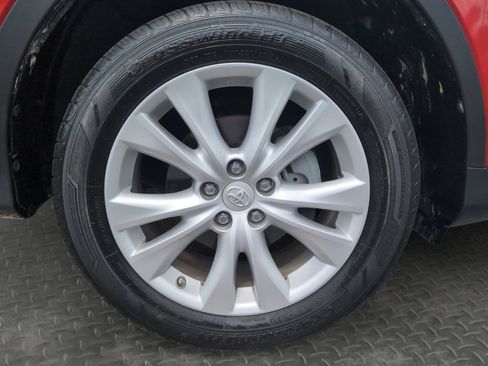 Used 2013 Toyota RAV4 Limited AWD/4WD image 30