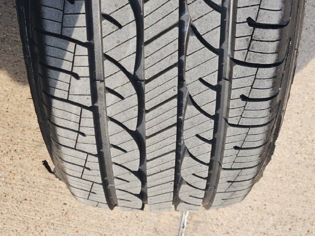 Used 2024 Chevrolet Equinox LS w/ LS Convenience Package FWD image 18
