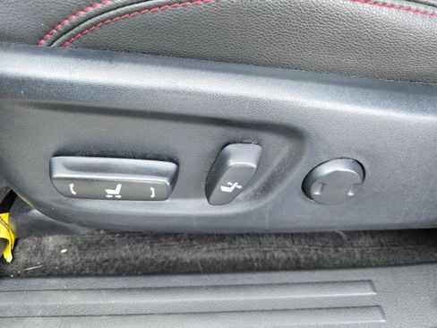 Used 2020 Toyota 4Runner TRD Off-Road Premium image 26