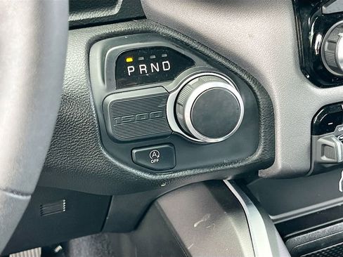 Used 2025 RAM 1500 Big Horn RWD image 16