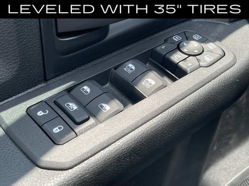 New 2026 RAM 2500 Tradesman AWD/4WD image 21