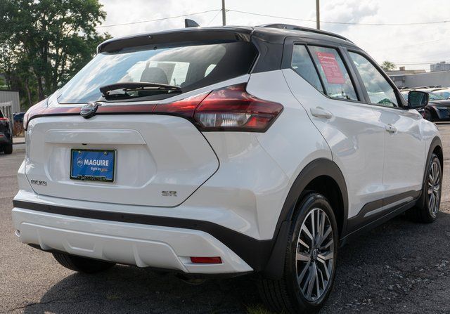 Certified 2023 Nissan Kicks SR w/ SR Premium Package FWD image 7