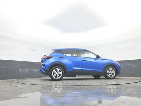 Used 2023 Nissan Kicks S FWD image 39