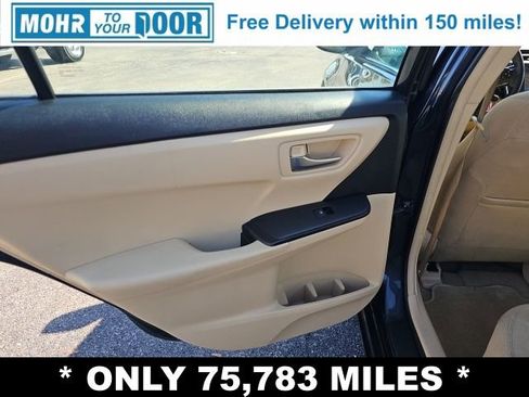 Used 2017 Toyota Camry LE image 36