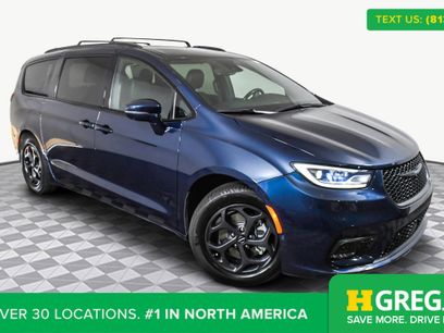 Used 2021 Chrysler Pacifica Touring-L w/ S Appearance Package