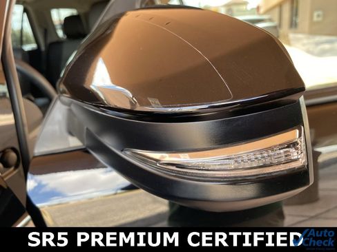 Used 2022 Toyota 4Runner SR5 Premium image 49