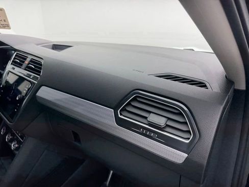 Used 2024 Volkswagen Tiguan S image 35