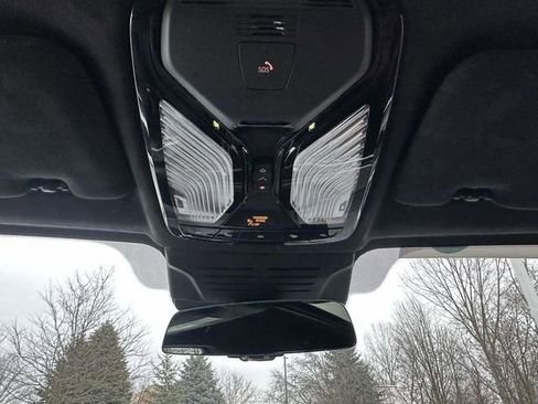 Certified 2024 BMW X7 M60i w/ Executive Package image 38