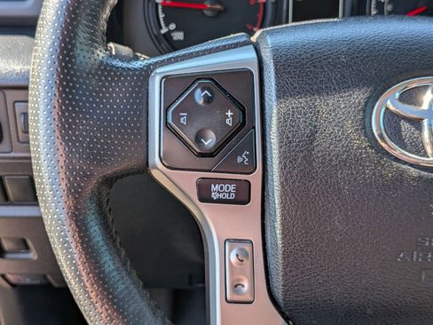 Used 2023 Toyota 4Runner SR5 Premium w/ Moonroof Package RWD image 18
