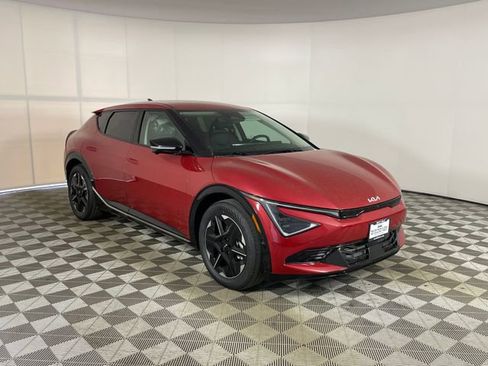 New 2025 Kia EV6 Wind image 7