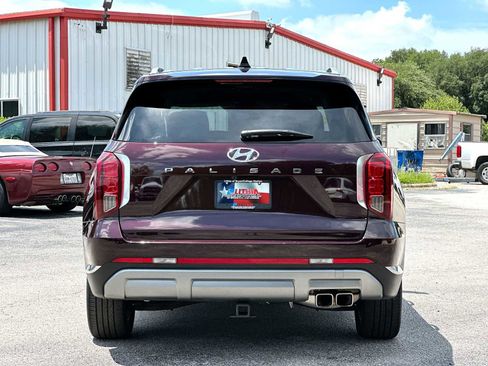 Used 2023 Hyundai Palisade Limited FWD image 14