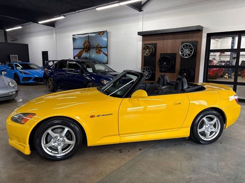 Used 2003 Honda S2000 image 4