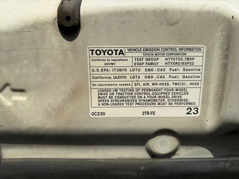 Used 2017 Toyota Tacoma SR image 22