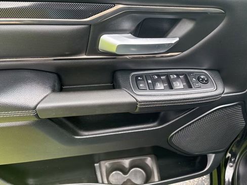 Used 2020 RAM 1500 Sport w/ Level 2 Equipment Goup w/2_L AWD/4WD image 18