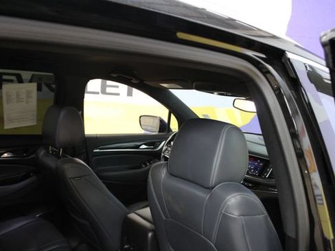 Used 2023 Buick Enclave Essence w/ Sport Touring Edition AWD/4WD image 10