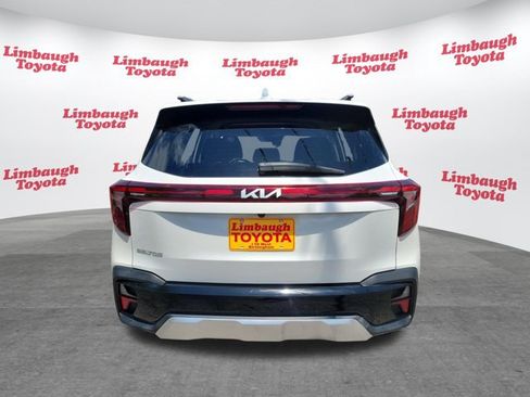 Used 2024 Kia Seltos S FWD image 25