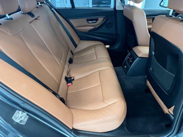 Used 2013 BMW 328i Sedan RWD image 31