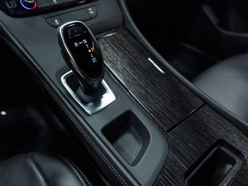 Used 2018 Buick LaCrosse Essence FWD image 19