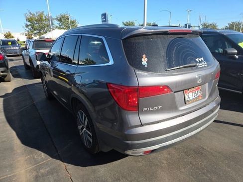 Used 2018 Honda Pilot Touring image 4