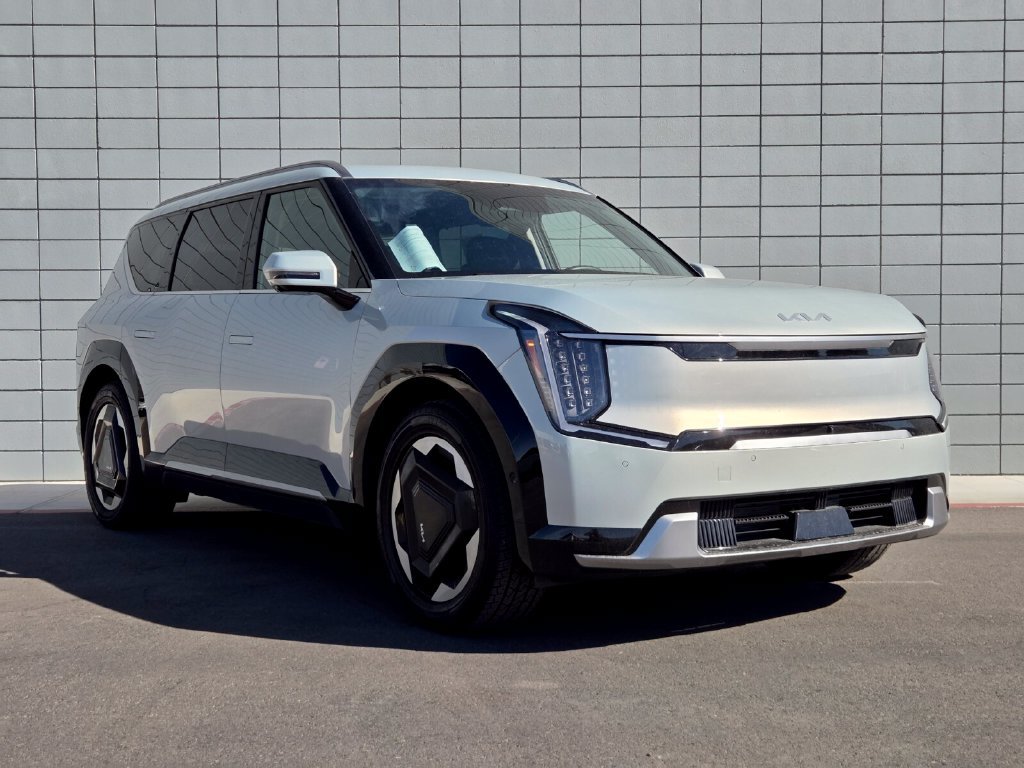Used 2024 Kia EV9 Land AWD/4WD image 6