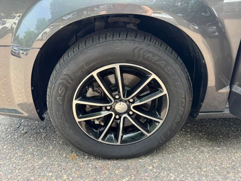 Used 2019 Dodge Grand Caravan GT FWD image 24