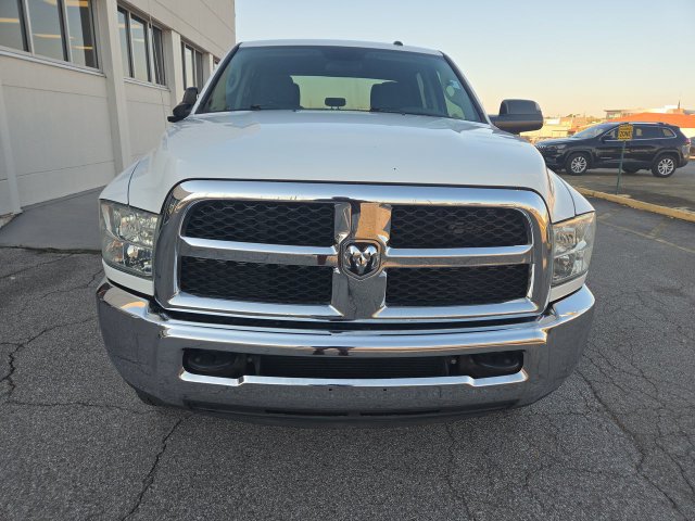 Used 2017 RAM 2500 Tradesman w/ Chrome Appearance Group AWD/4WD image 3