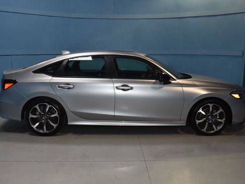 Used 2025 Honda Civic Sport Touring image 23