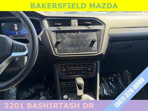 Used 2023 Volkswagen Tiguan SE image 19