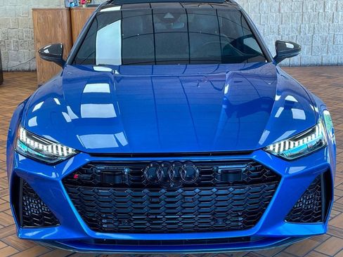 Used 2023 Audi RS 7 Sportback w/ Carbon Optic Package AWD/4WD image 3