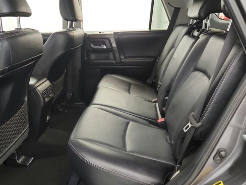 Used 2021 Toyota 4Runner Limited AWD/4WD image 28