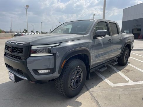 Certified 2025 Nissan Frontier PRO-4X w/ Pro Premium Package image 6