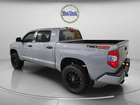 Used 2021 Toyota Tundra SR5 w/ TRD Off-Road Package AWD/4WD image 4