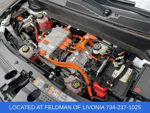 Used 2023 Chevrolet Bolt EUV Premier image 28