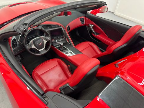 Used 2014 Chevrolet Corvette Stingray Convertible w/ 3LT Preferred Equipment Group image 15