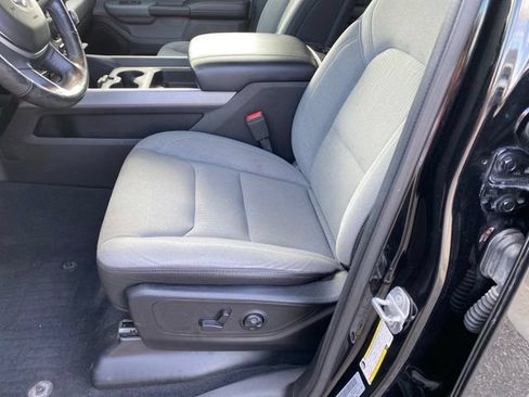Used 2019 RAM 1500 Big Horn AWD/4WD image 16