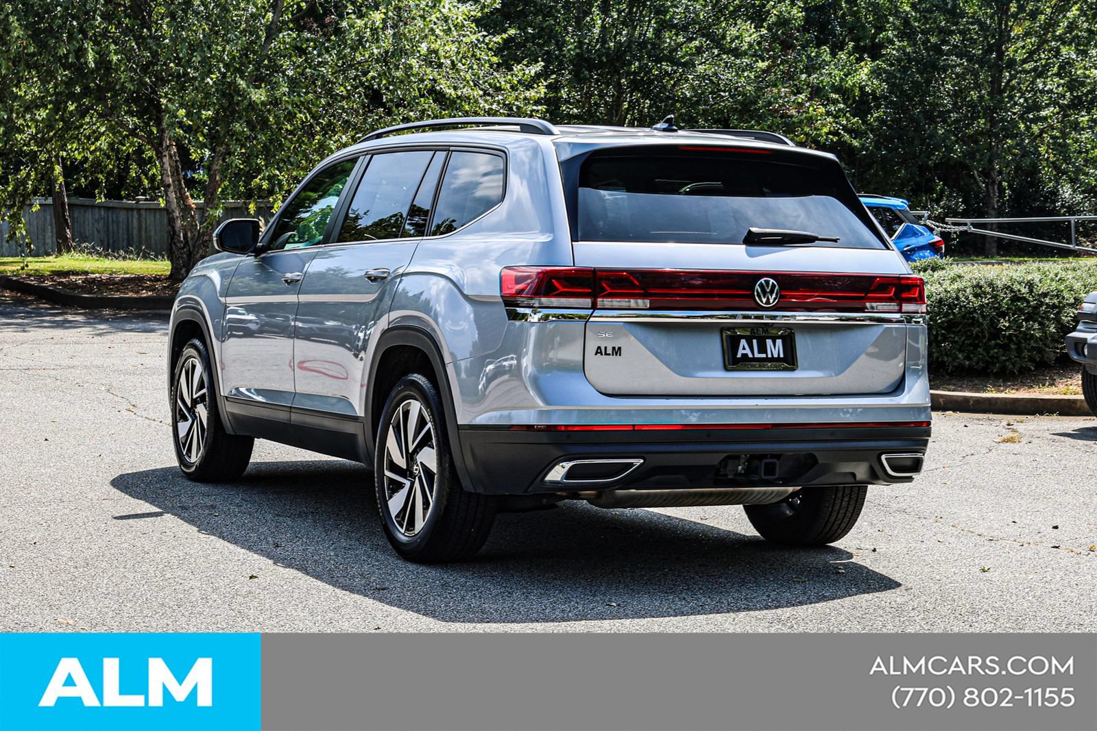 Used 2025 Volkswagen Atlas SE FWD image 8