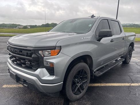 Used 2024 Chevrolet Silverado 1500 Custom AWD/4WD image 1
