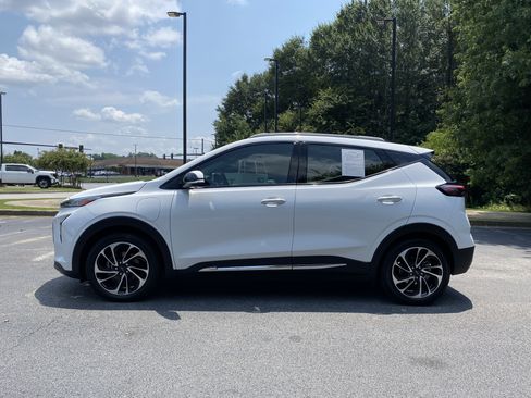 Used 2023 Chevrolet Bolt EUV Premier FWD image 6