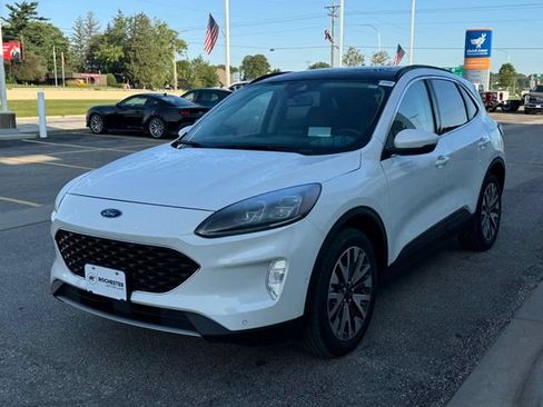 Used 2020 Ford Escape Titanium AWD/4WD image 38