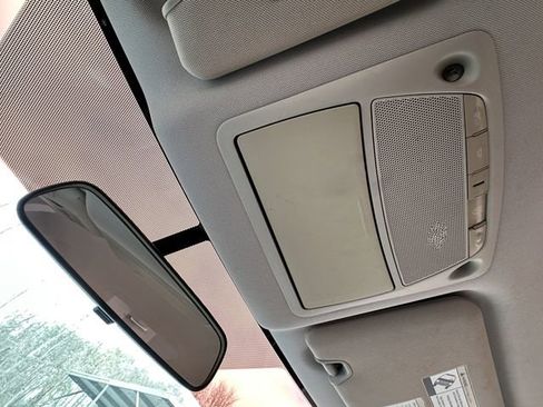 Used 2016 Nissan Rogue S image 24