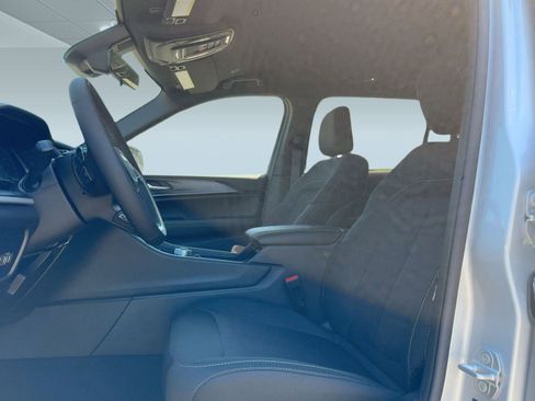 New 2025 Jeep Grand Cherokee L Laredo w/ Luxury Tech Group I image 5