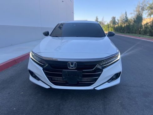 Used 2021 Honda Accord Sport image 2