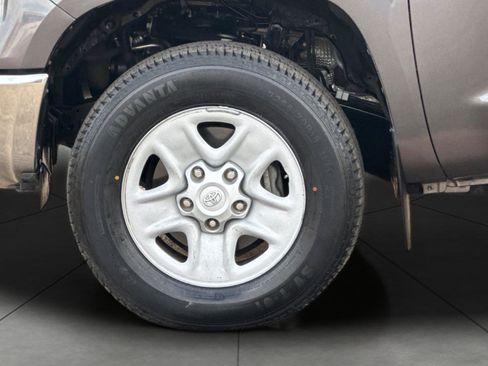 Used 2016 Toyota Tundra SR5 image 28