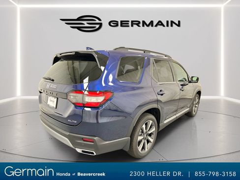 Used 2025 Honda Pilot Elite image 8